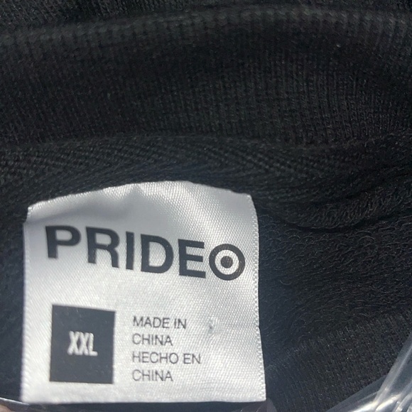 Target 2023 Pride Crewneck ‘queers take care of each other’ size XXL Unisex - Picture 3 of 4